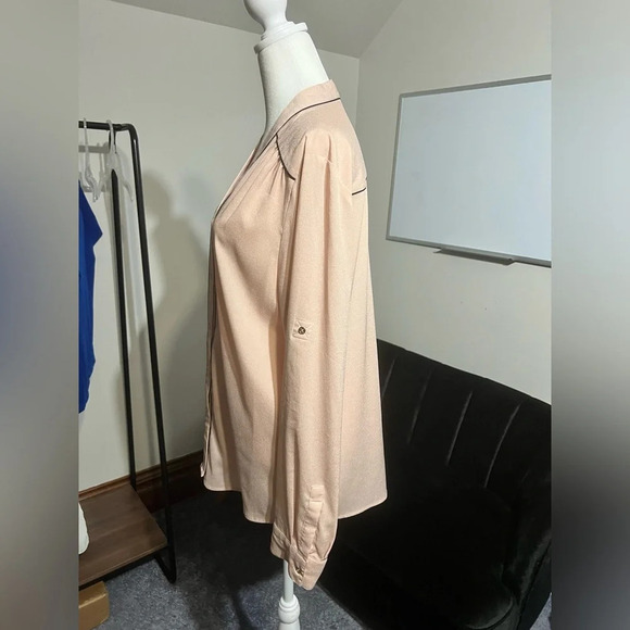 Calvin Klein Button Up Blouse l PTP 21.5 - Picture 3 of 8